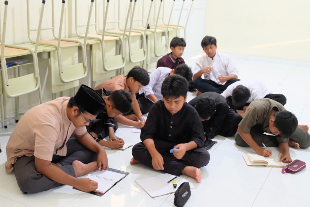 Mabit #1 2026 — Menjadi Muslim Seutuhnya di SMPIT Haji Abdul Hamid THI